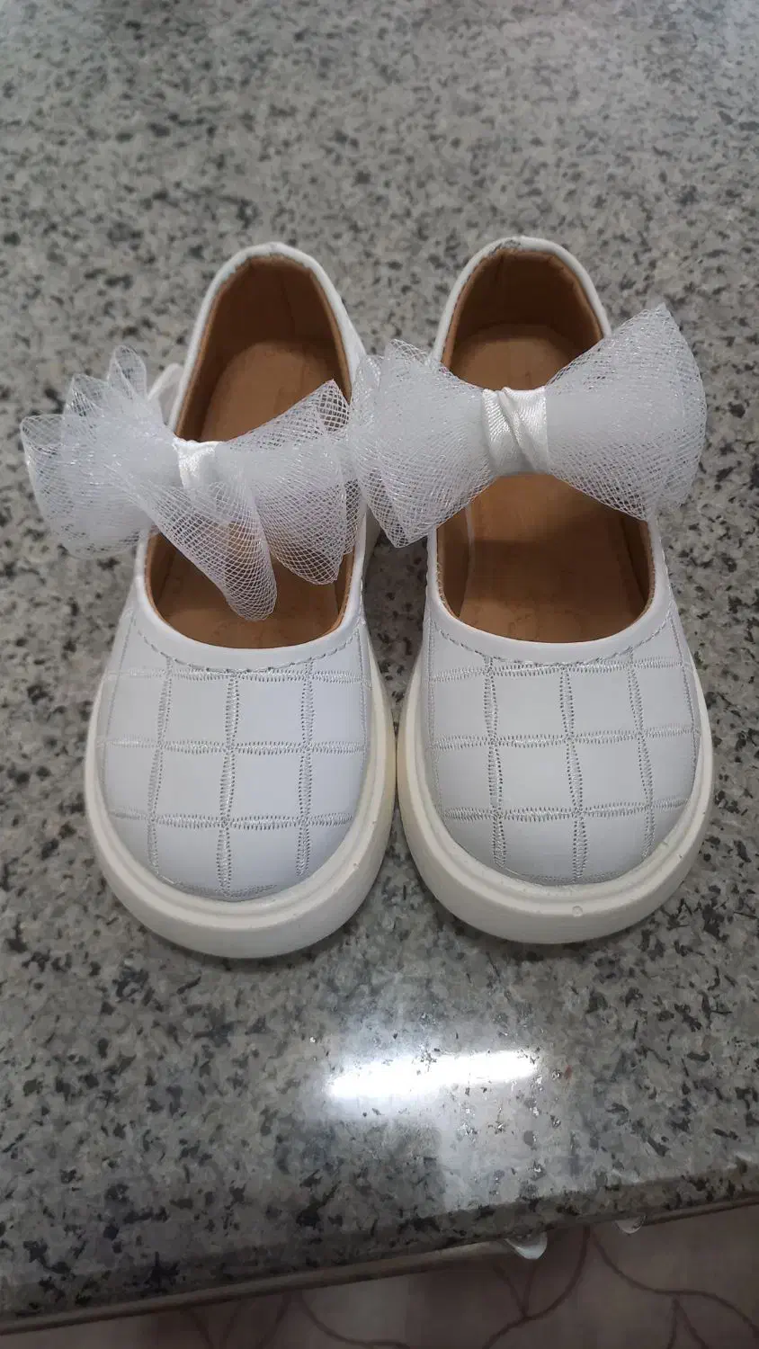 کف دخترانه سایز ۲۷|کفش و لباس بچه|فسا, |دیوار