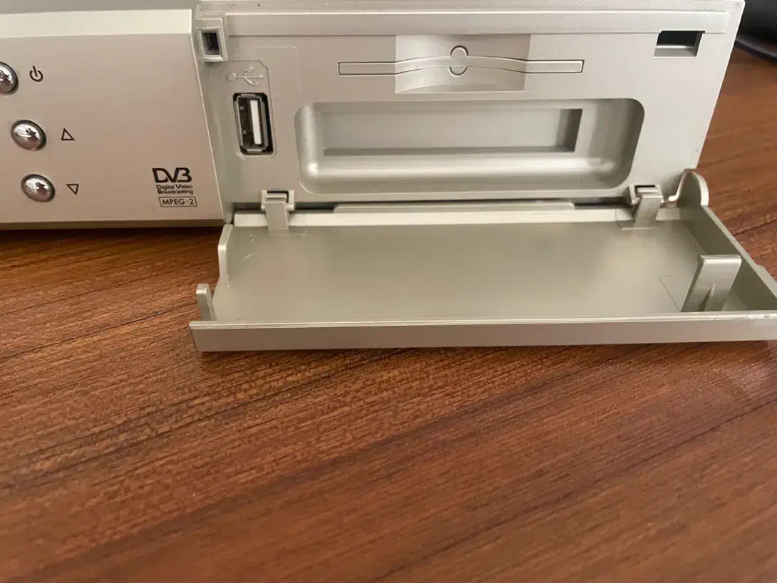 گیرنده دیجیتال SRT4620x مدلSTRONG|صوتی و تصویری|تهران, گاندی|دیوار