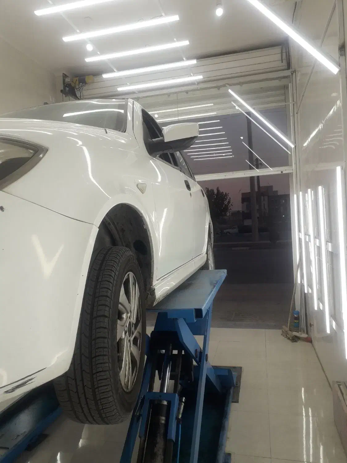 ساینا مدل ۹۷ بدون رنگ|خودرو سواری و وانت|اصفهان, شهرک کاوه|دیوار