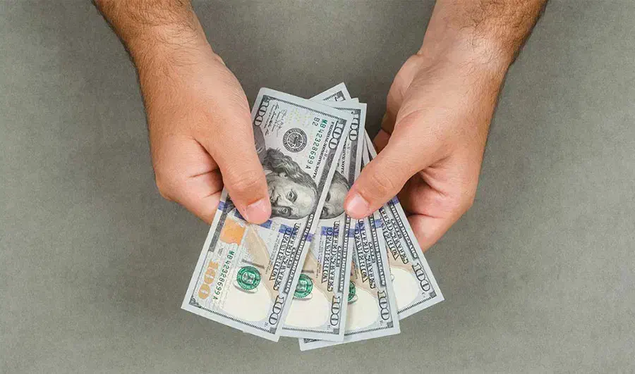 درآمد مطمعن|فعالیت داوطلبانه|ماکو, |دیوار