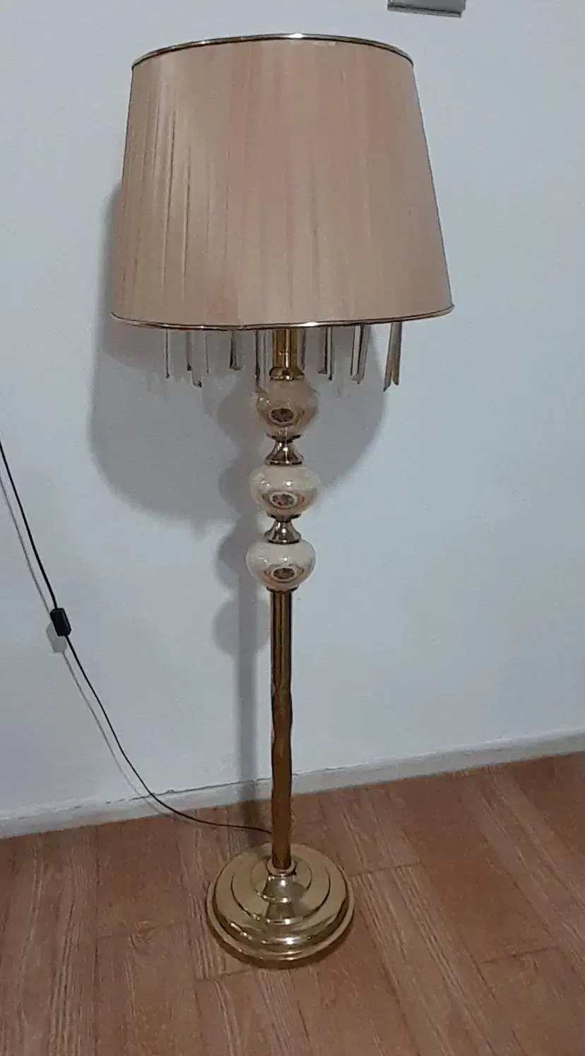 ساعت و شمعدان / آباژور سالنی|چراغ خواب و آباژور|تهران, افسریه شمالی|دیوار