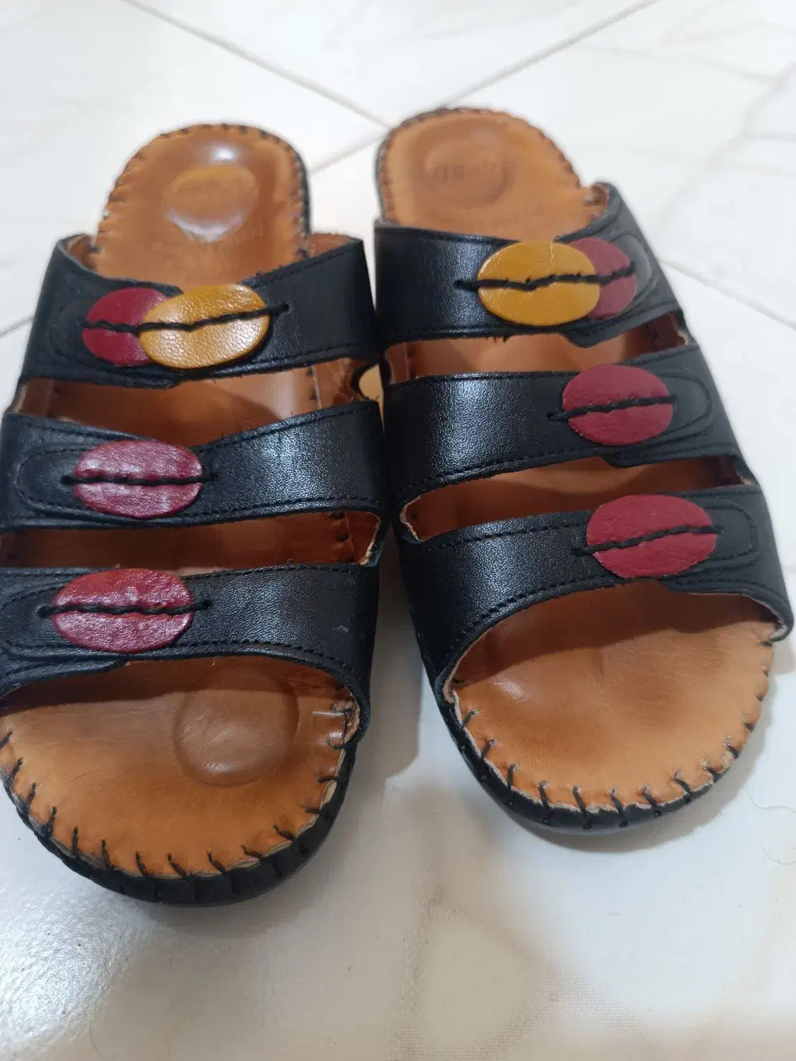 صندل چرم طبی سایز ۳۹ در حد بسیار نو|کیف، کفش، کمربند|گرگان, |دیوار