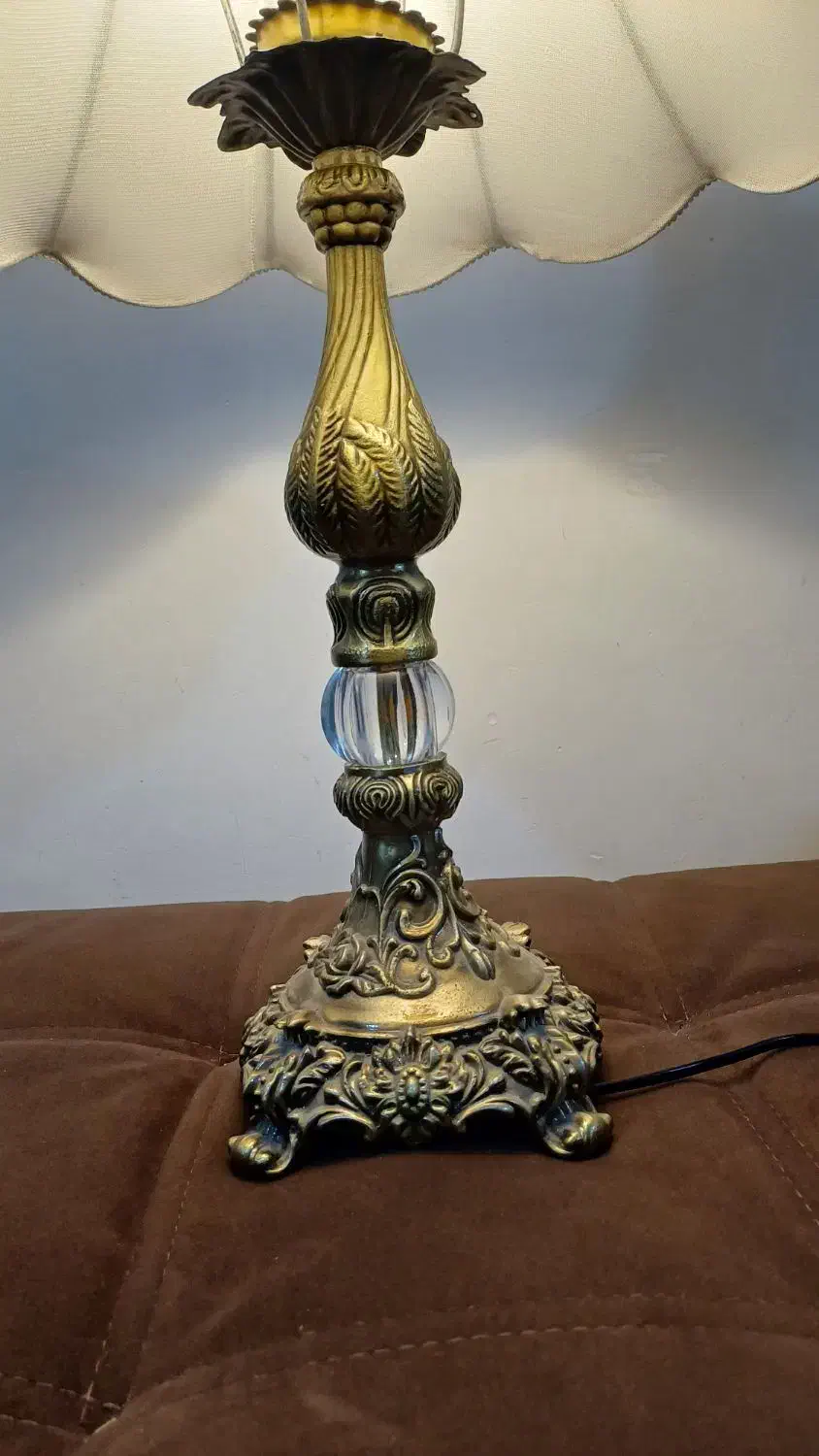 آباژور برنجی خاص|چراغ خواب و آباژور|همدان, |دیوار