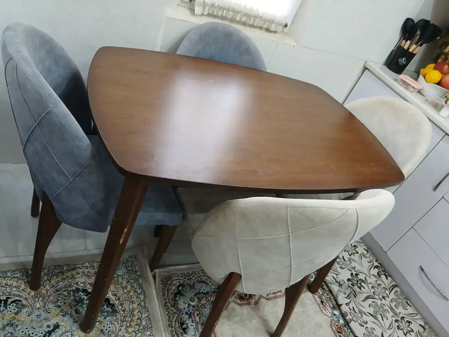 میز نهار خوری ۴ نفره|میز و صندلی غذاخوری|مشهد, طلاب|دیوار