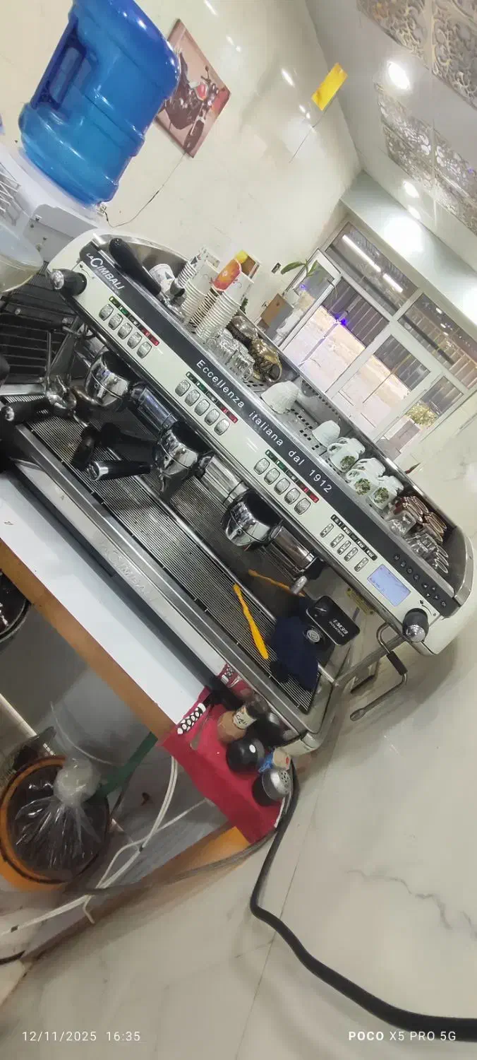 کافه صبحانه|کافی‌شاپ و رستوران|بافت, |دیوار