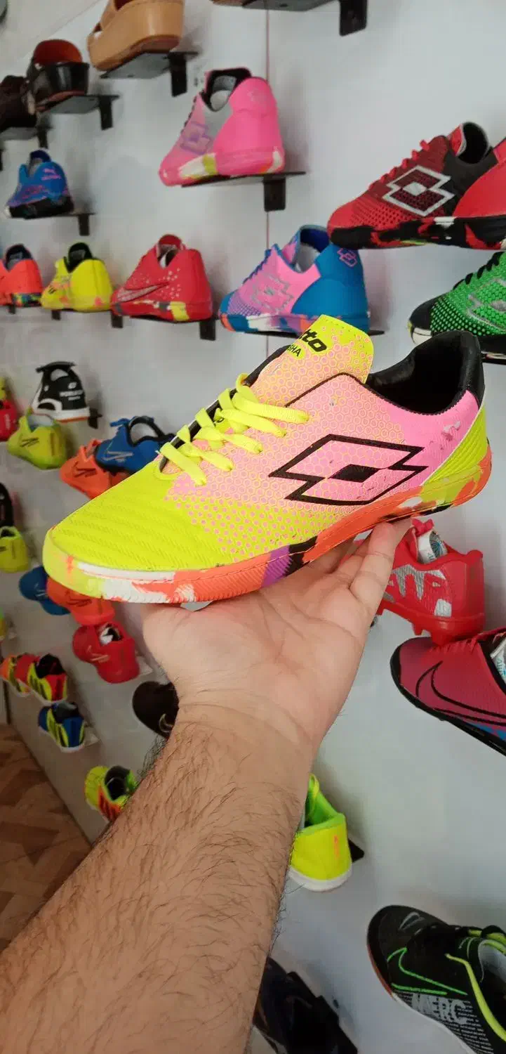 جیک جیکی کتونی سالنی لوتو نایک و پوما زیره لاستیک|حراج|قم, ولیعصر|دیوار