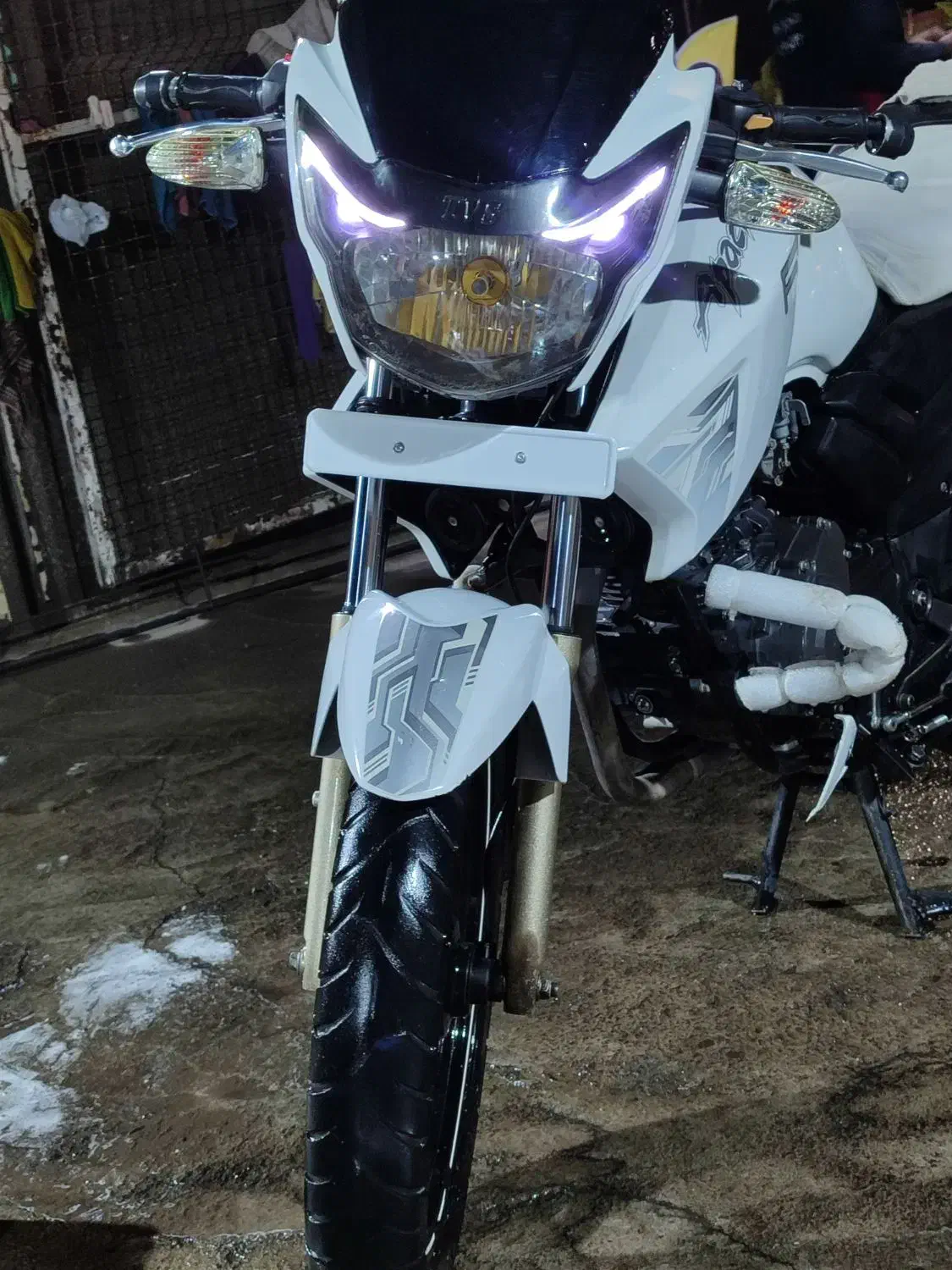 اپاچی سفید ۱۸۰|موتورسیکلت|کاشمر, |دیوار