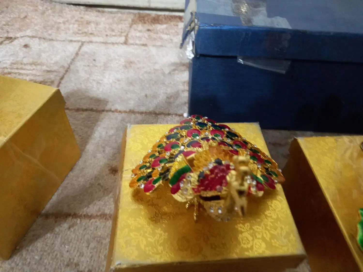 مجسمه هایه دکوری خاس|کلکسیون اشیاء عتیقه|خمینیشهر, |دیوار