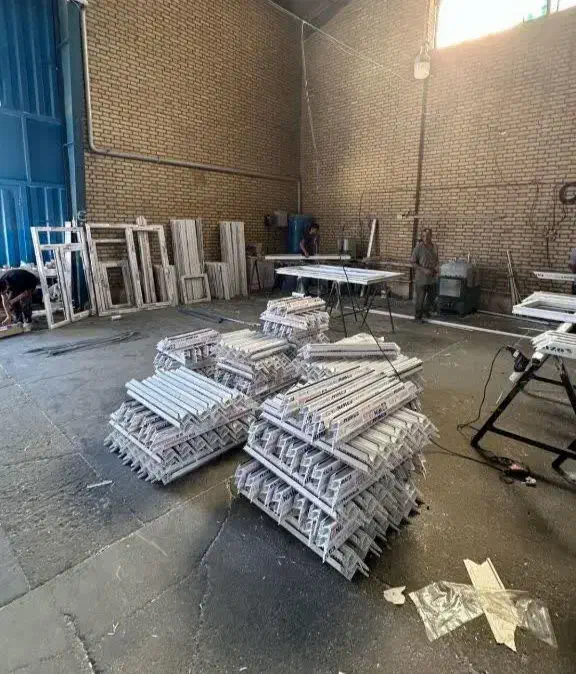 استاد کار ماهر پنجره دوجداره upvc|استخدام صنعتی، فنی، مهندسی|سبزوار, قصبه غربی|دیوار