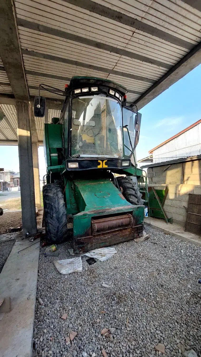 کمباین مدل ۶۴ موتور جاندیر بزرگ|خودرو سنگین|سیمین شهر, |دیوار