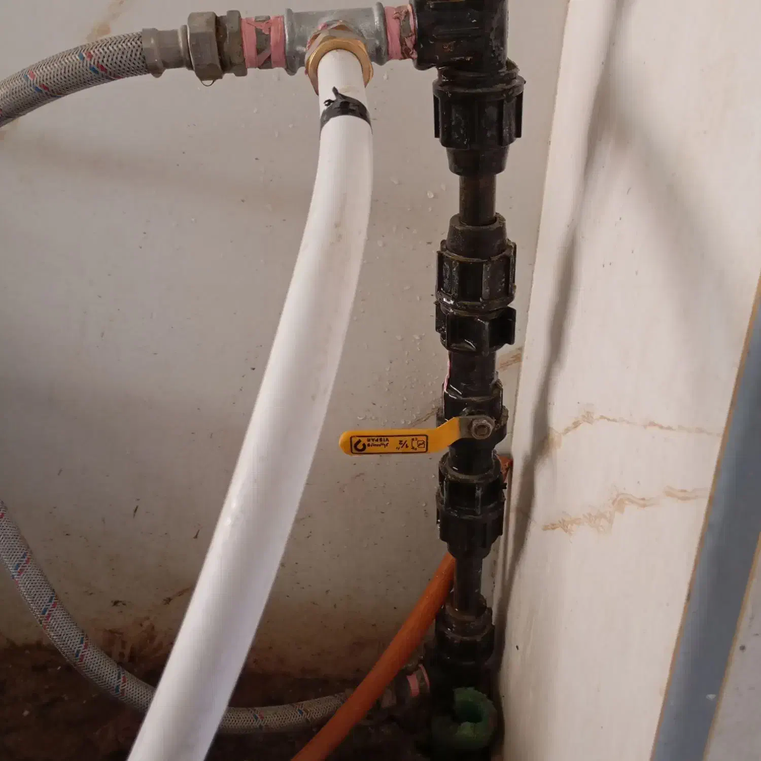 لوله کشی ساختمان-نصب و تعمیر پمپ آب خانگی|خدمات پیشه و مهارت|تبریز, |دیوار