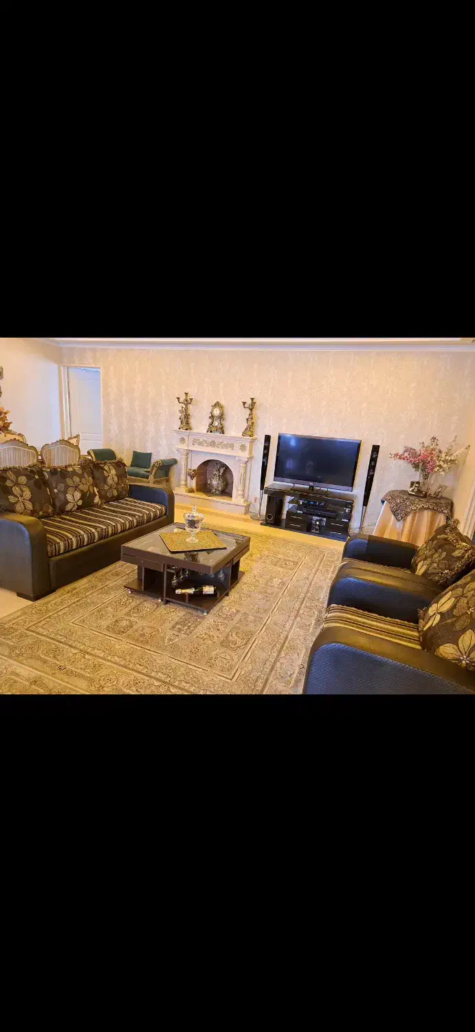 مبل راحتی ۷ نفره در حد نو|مبلمان خانگی و میز عسلی|تهران, نارمک جنوبی|دیوار