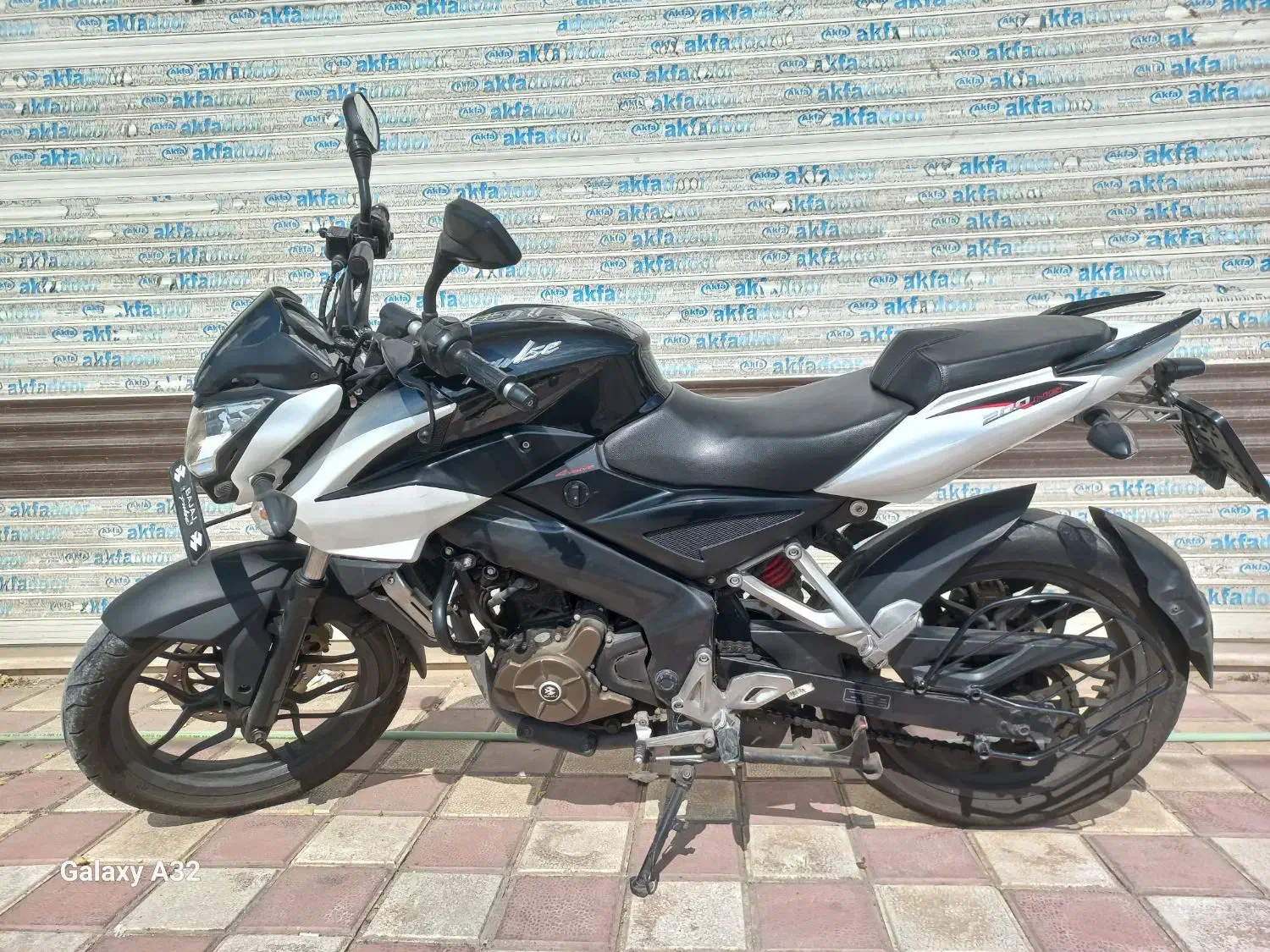 ان اس 200|موتورسیکلت|رشت, گلسار|دیوار