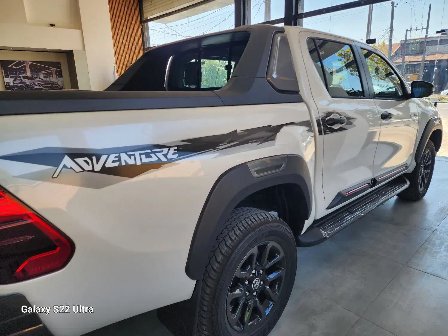 هایلوکس ۲۰۲۵ ادونچر فول فول منطقه آزاد|خودرو سواری و وانت|رشت, کوی جام جم|دیوار