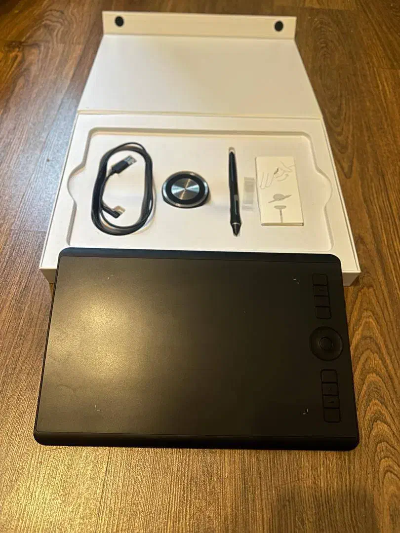 قلم نوری وکام اینتوس پرو مدویوم Intuos Pro Medium|قطعات و لوازم جانبی رایانه|تهران, دهونک|دیوار