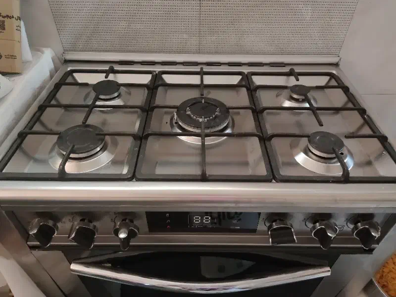 اجاق گاز تکنو ۵ شعله طرح فر|اجاق گاز و لوازم برقی پختوپز|هشتگرد, شهرک راه آهن|دیوار