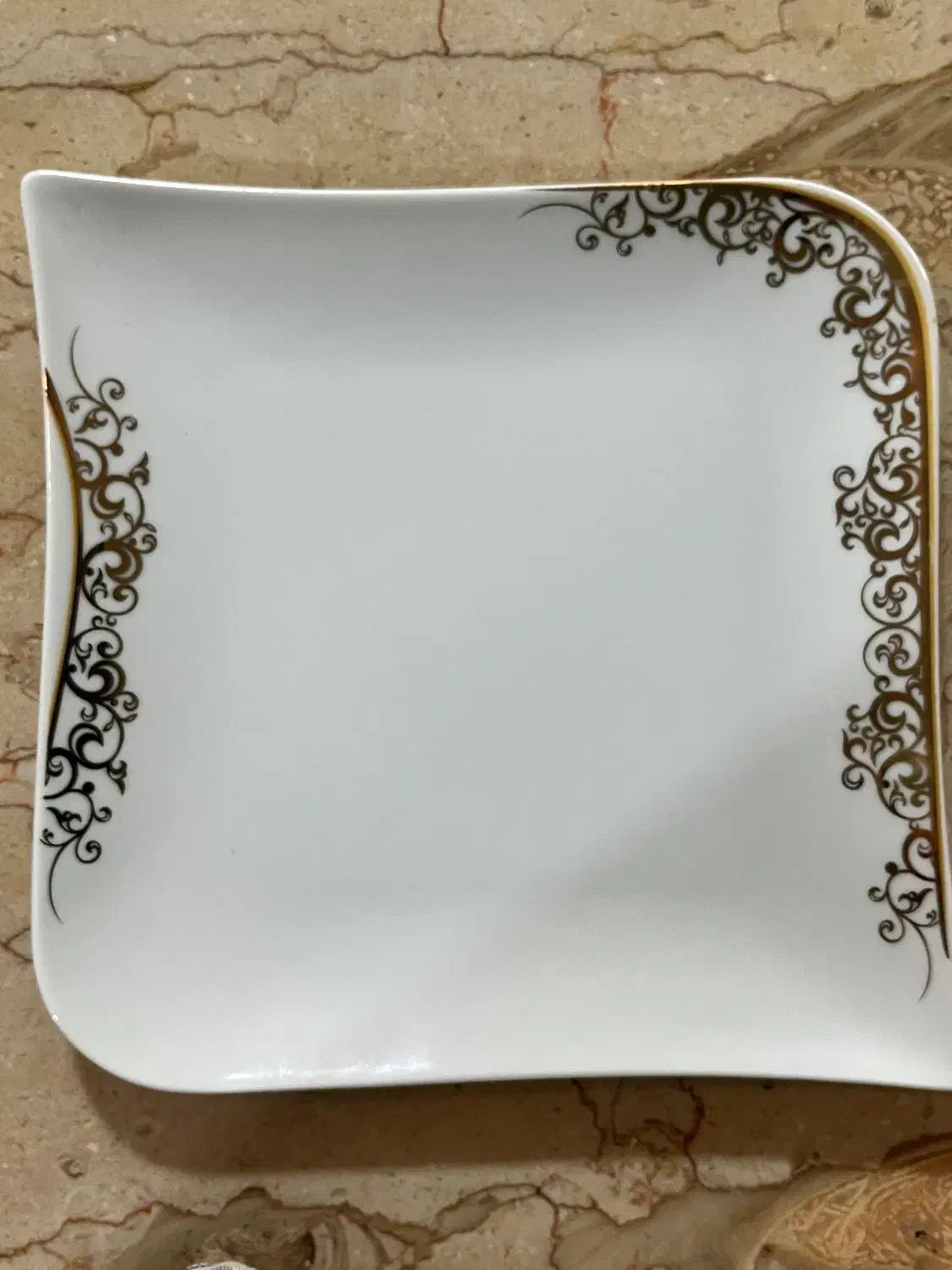 سرویس چینی کاملا نو|ظروف سرو و پذیرایی|سامان, |دیوار