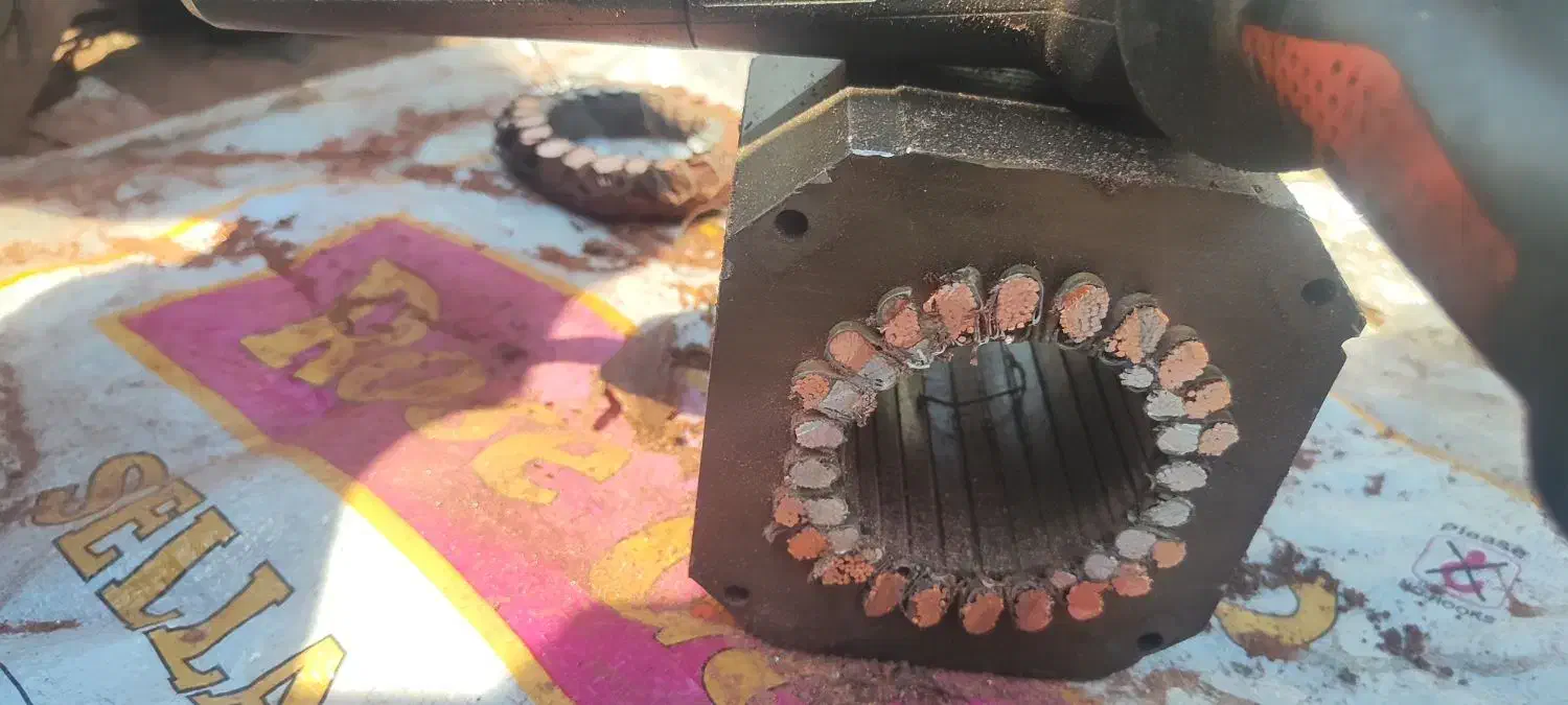 دست اخر ضایعات آهن و فلزات رنگی مس و..|عمده‌فروشی|بهبهان, |دیوار