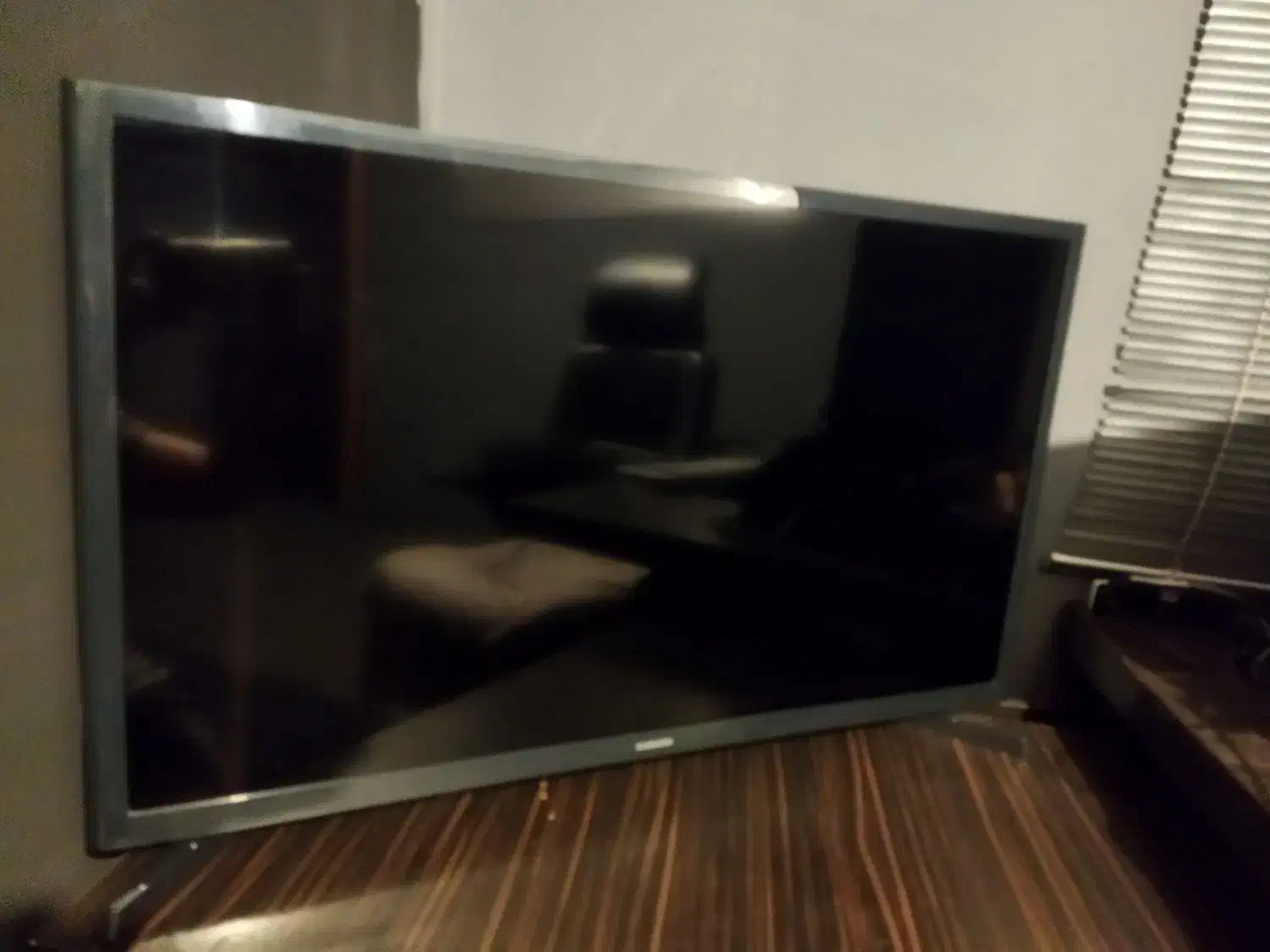 تلوزیون ال ای دی led سامسونگ‌ ۳۲ اینچ|تلویزیون و پروژکتور|شیراز, شهرک استقلال|دیوار