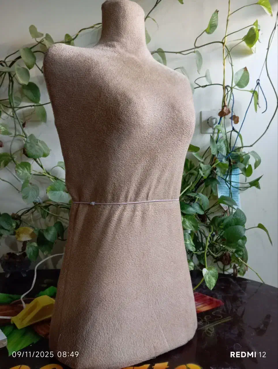 مانکن|لوازم خیاطی و بافتنی|قم, پشت انبار نفت|دیوار