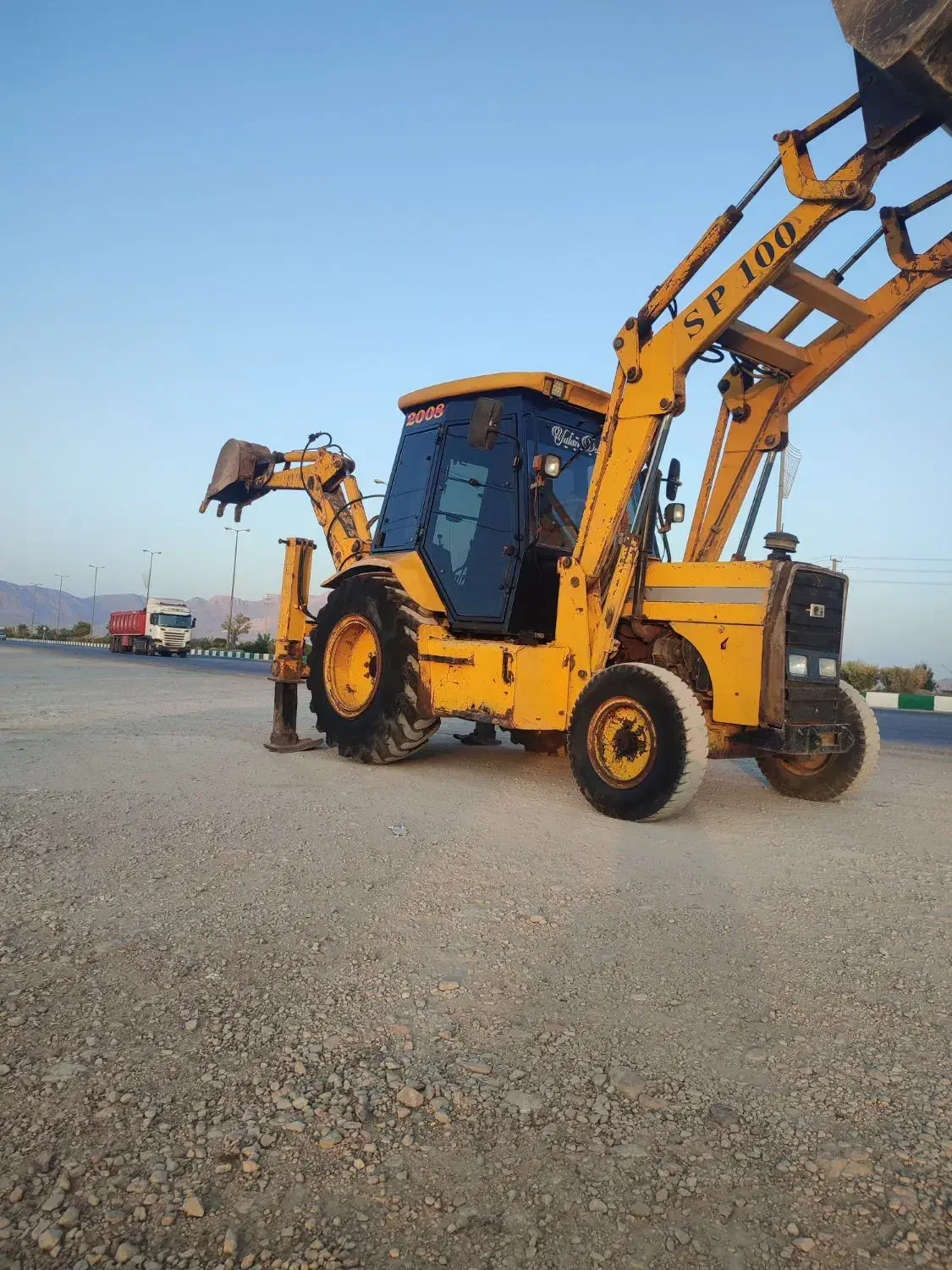 بیل بکهوsp100|خودرو سنگین|شیراز, درکی|دیوار