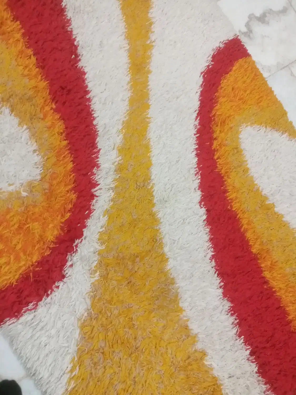 فرشینه کاموایی 113×185|فرش|سبزوار, امیر کبیر|دیوار