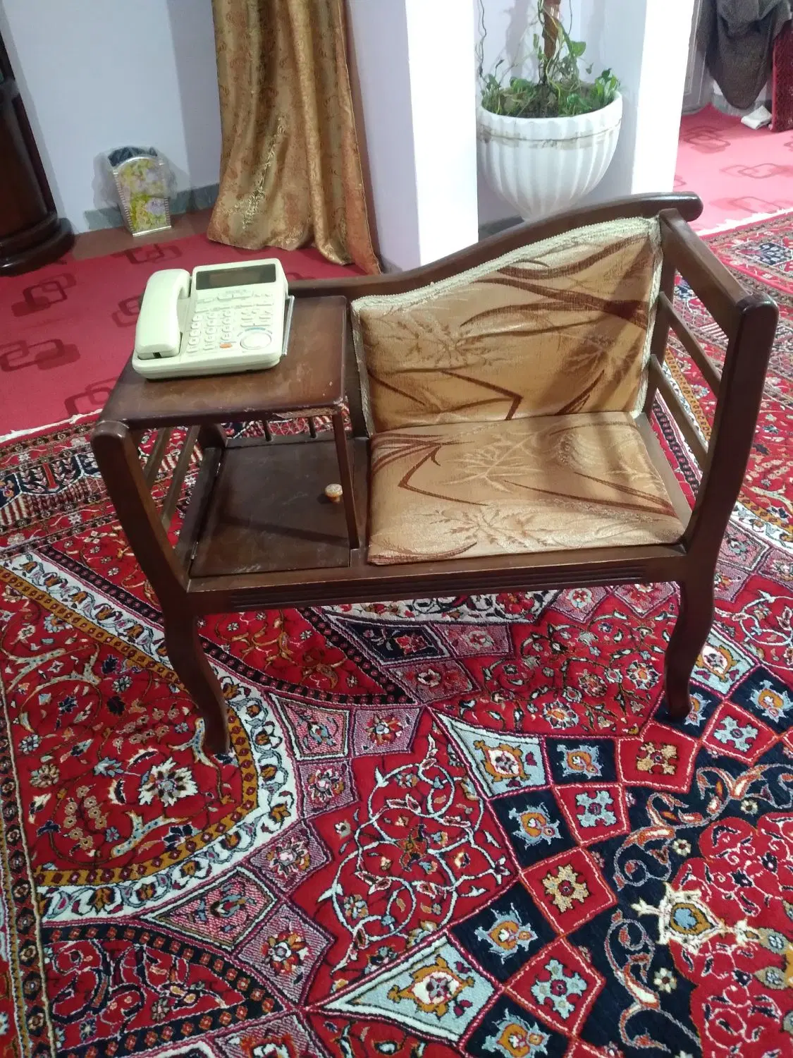 فروشی|میز تلفن|شیروان (خراسان), |دیوار