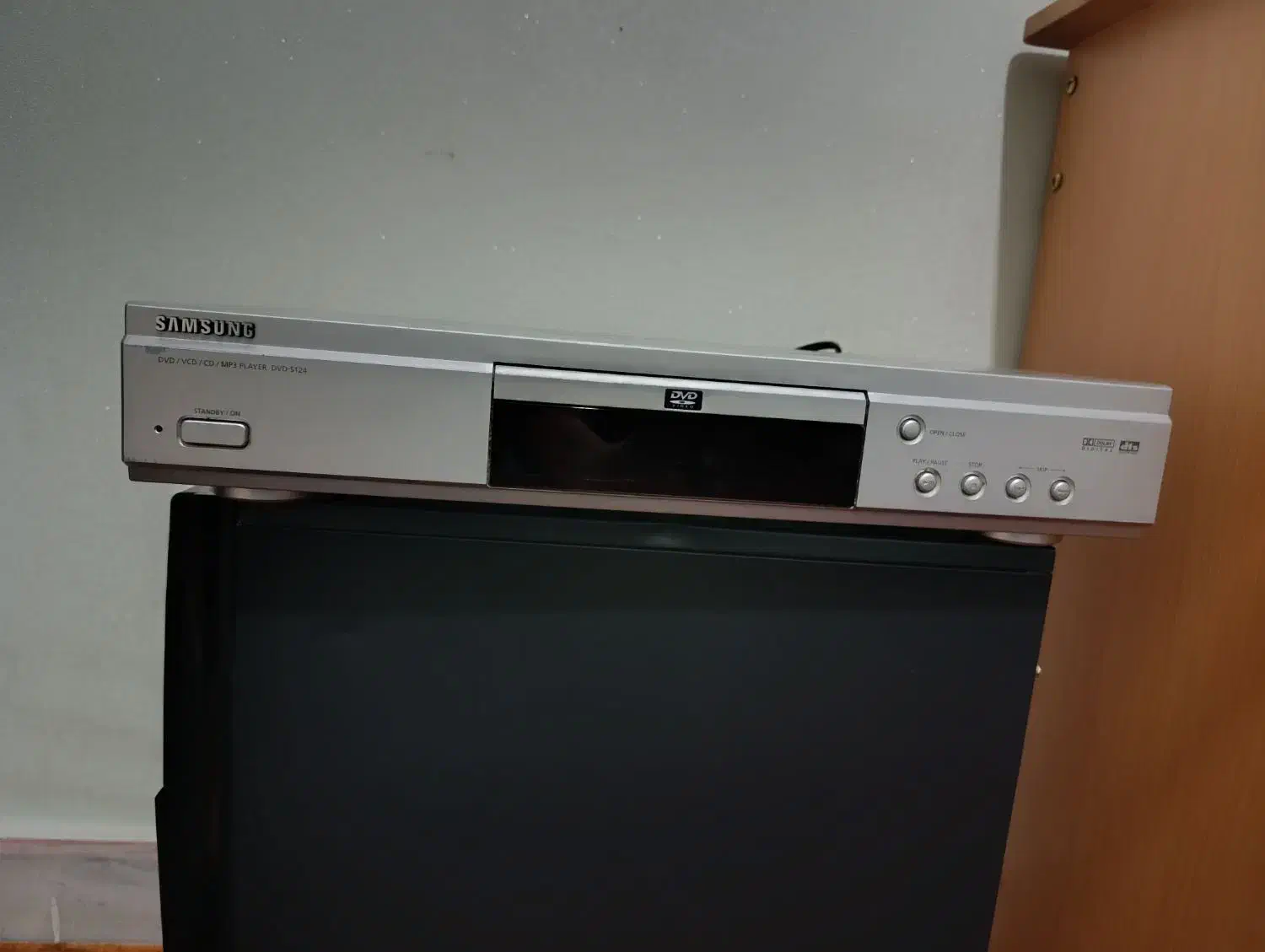 دستگاه DVD PLAYER|پخش‌کننده DVD و ویدیو|بروجرد, |دیوار