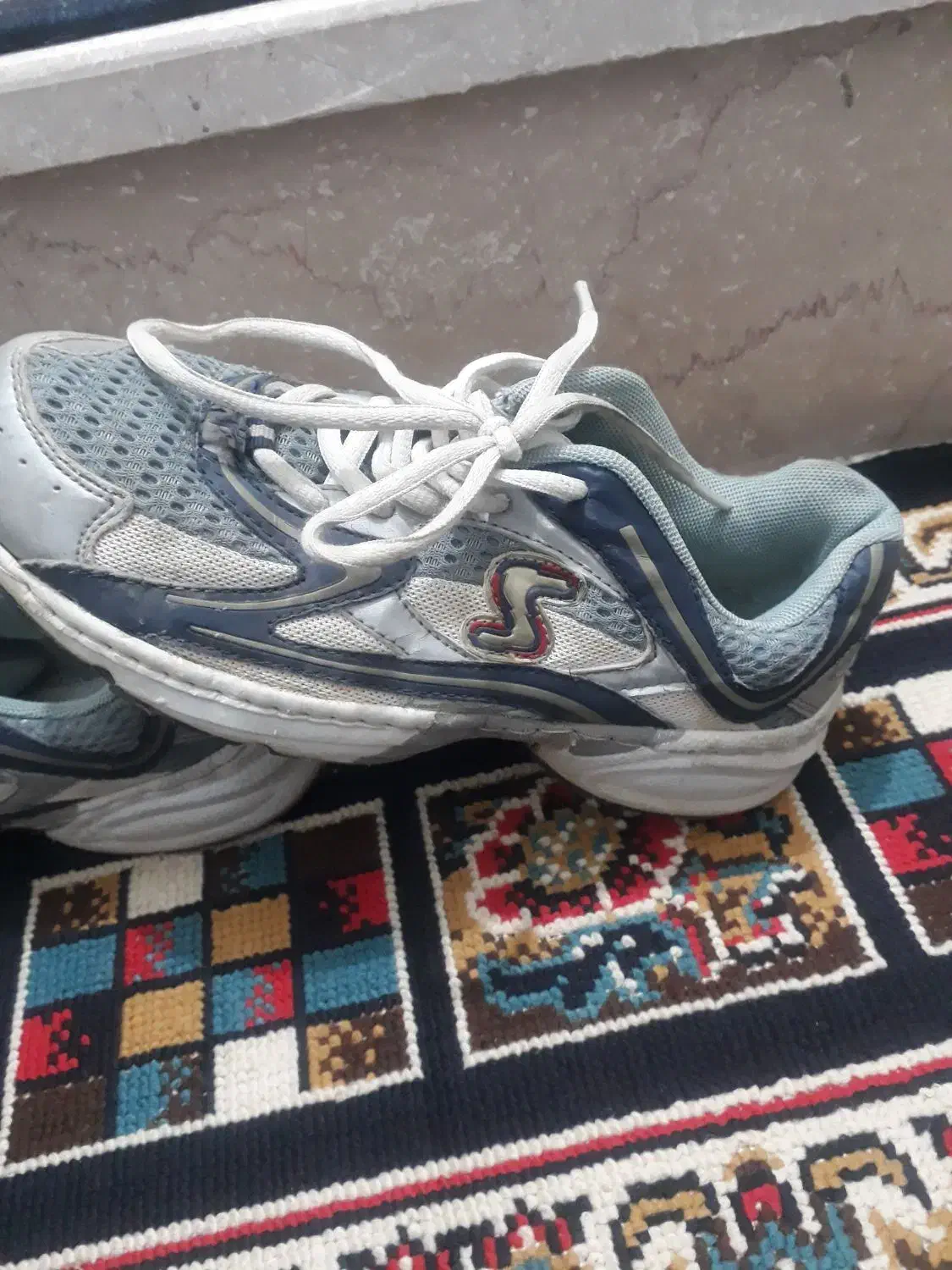 کفش خارجی بچه گانه|کیف، کفش، کمربند|گهواره, |دیوار