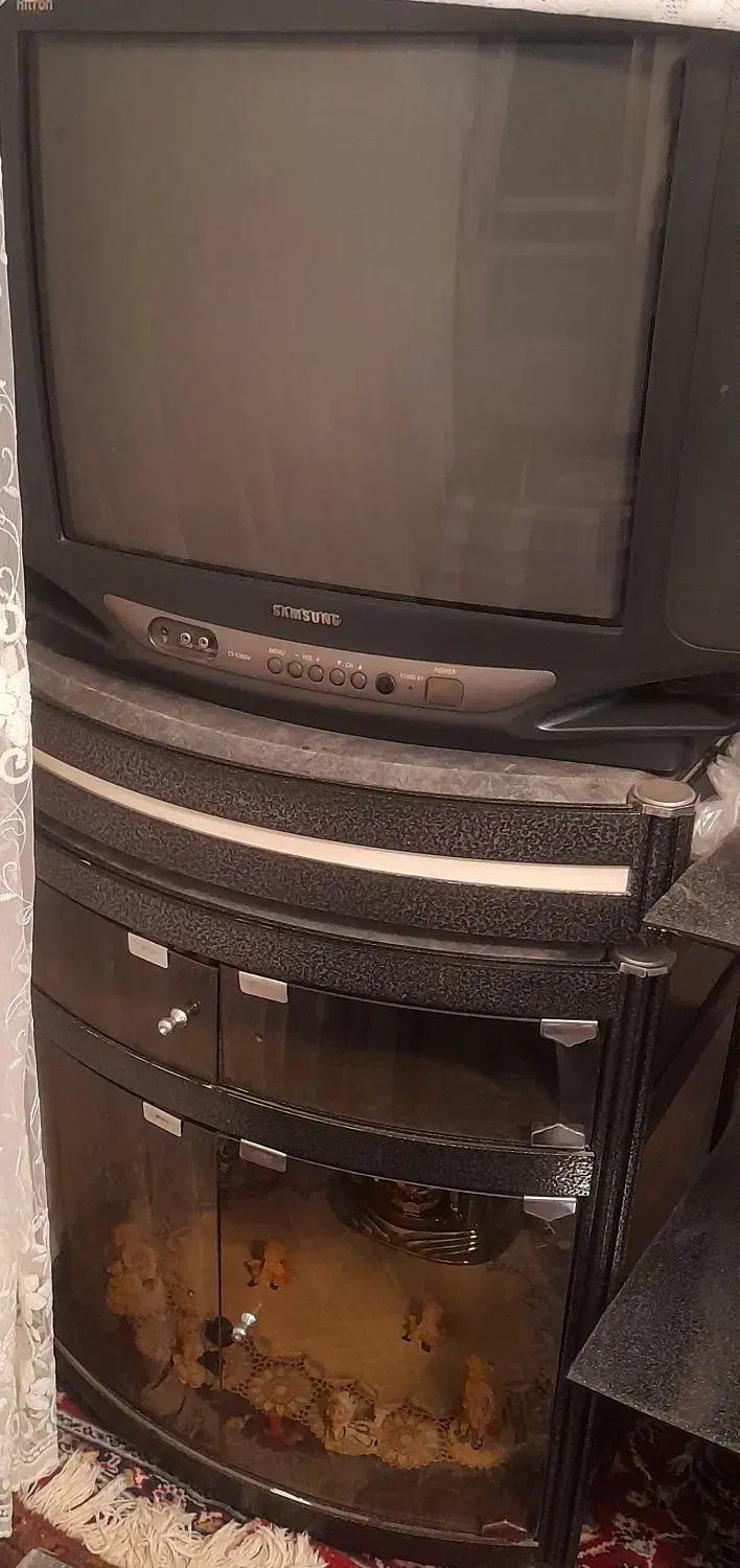 تلویزیون و میز|تلویزیون و پروژکتور|مراغه, |دیوار