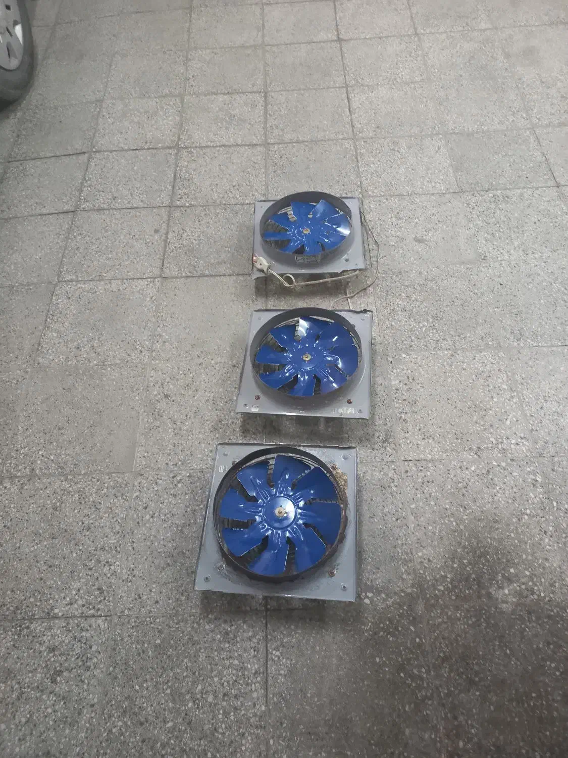 هواکش و مهتابی|پنکه و تصفیه‌کنندهٔ هوا|بروجرد, |دیوار