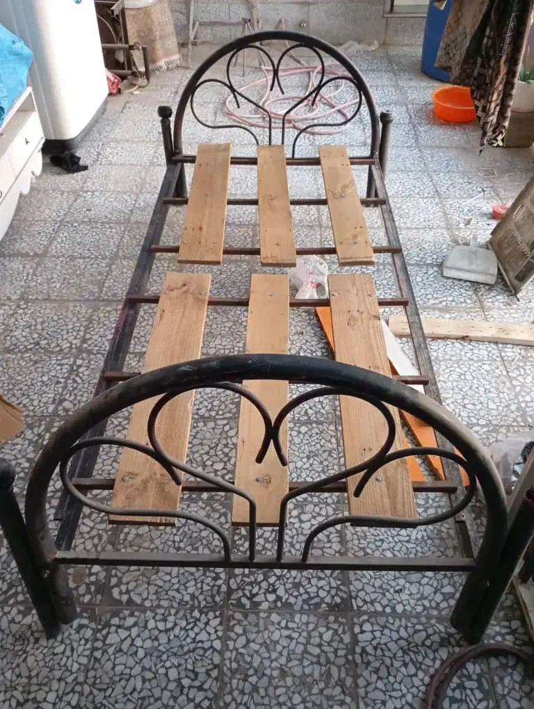 تخت خواب تک نفره|تخت و سرویس خواب|تنکمان, |دیوار