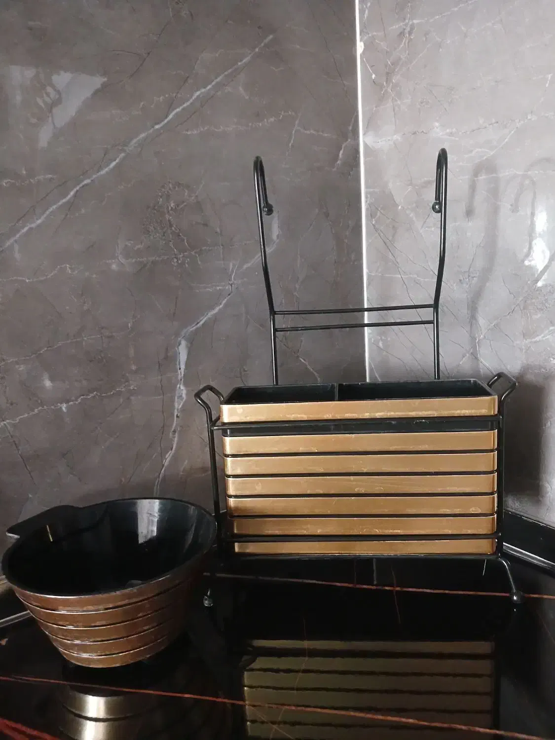 جاقاشقی|آبچکان و نظمدهنده ظروف|اسلامشهر, شهرک واوان|دیوار