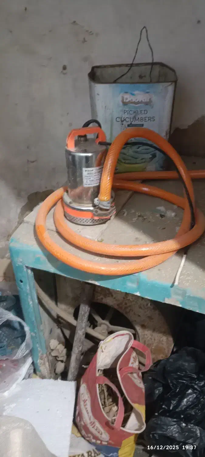 پمپ اب ۱۲ ولتی|ابزارآلات|بجستان, |دیوار