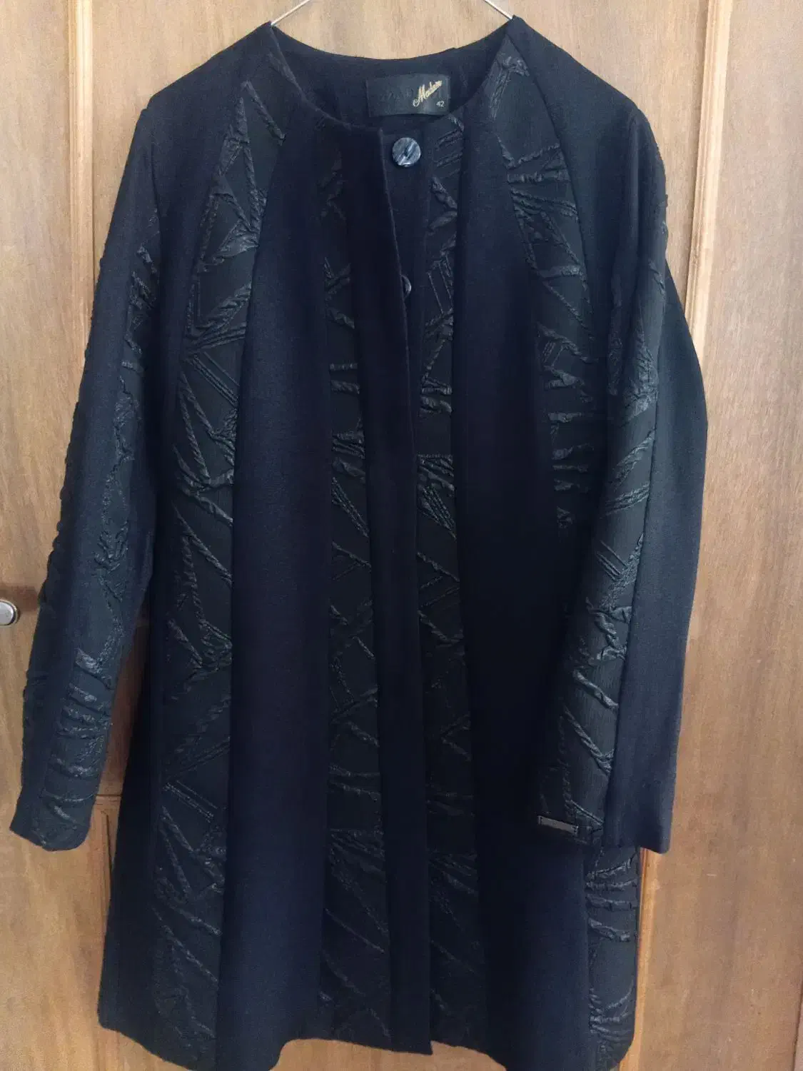 مانتو زنانه|لباس|خوی, |دیوار