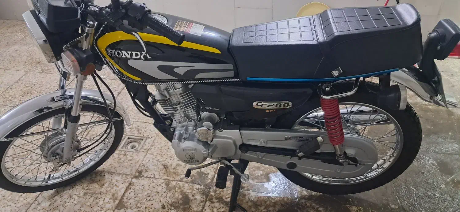 موتور هوندا زمرد کویر 125|موتورسیکلت|اصفهان, مارچین|دیوار