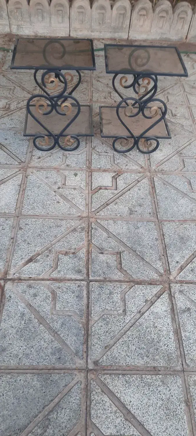 میز، و صندلی فرفورژه|صندلی و نیمکت|کرمان, |دیوار