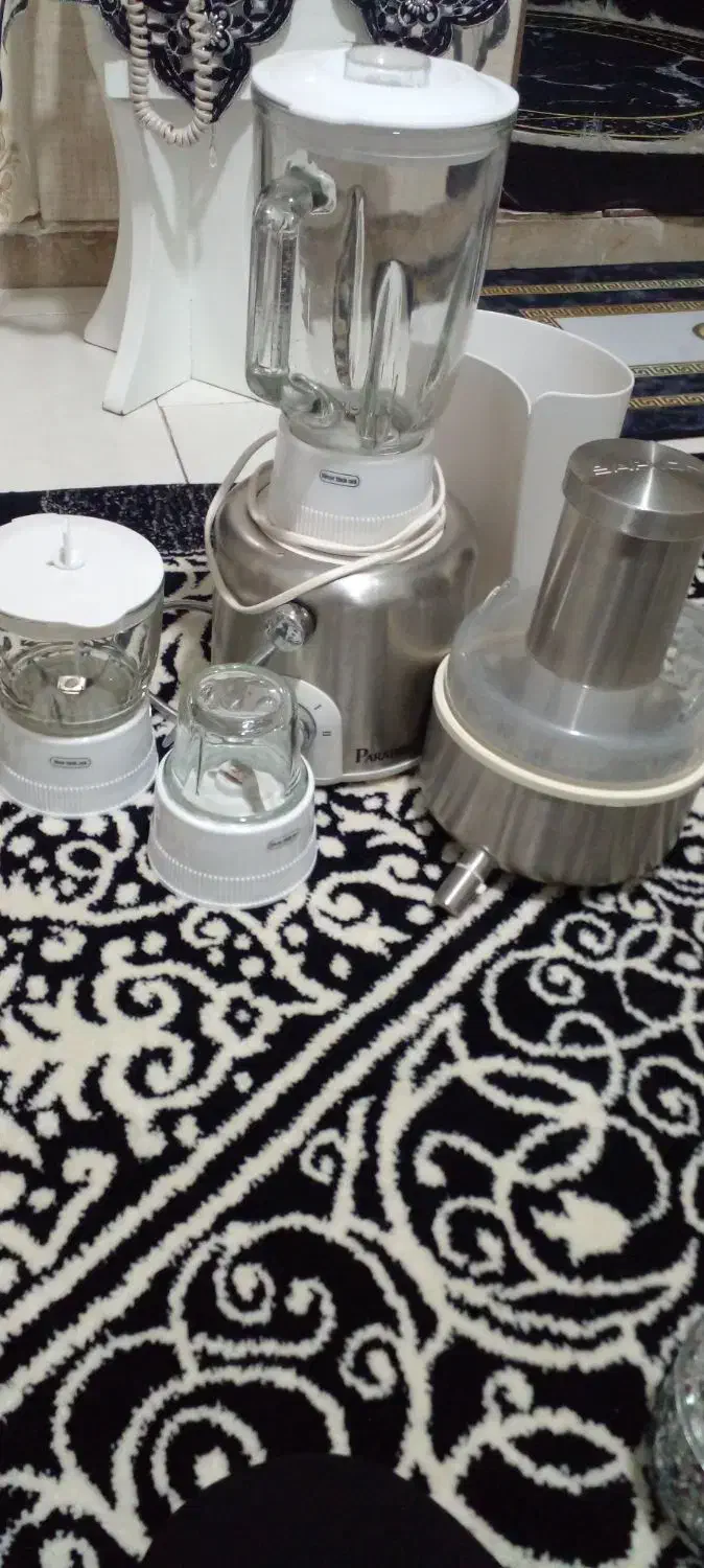 آبمیوه گیری چندکاره|آبمیوه‌گیر و آب‌مرکبات‌گیر|کرج, حصارک بالا|دیوار