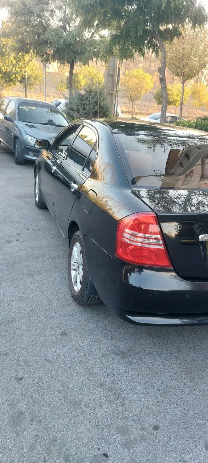 لیفان۶۲۰ مدل ۹۳ موتور۱۸۰۰|خودرو سواری و وانت|کرج, شهرک جهان‌نما|دیوار