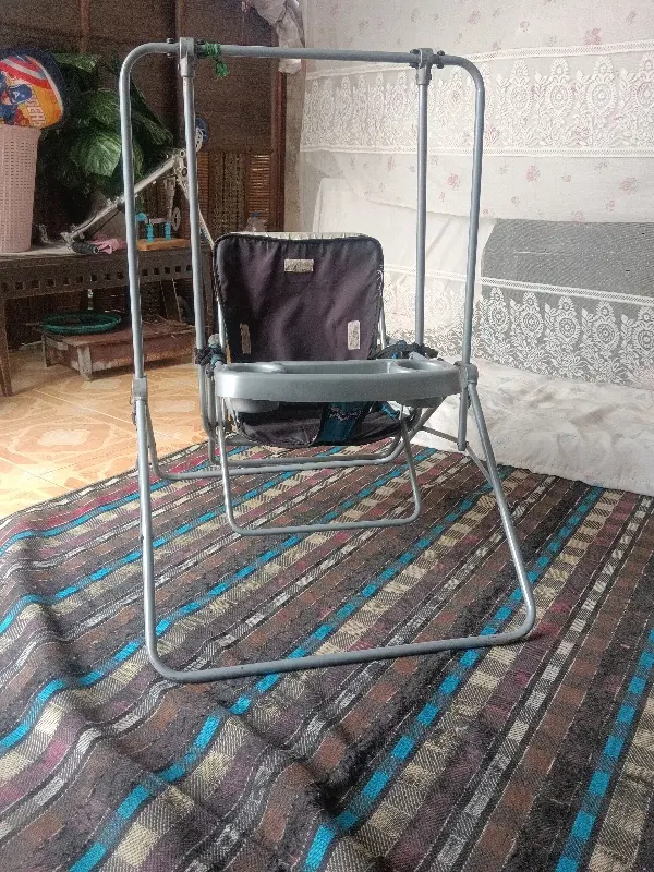 تاب کودک|تخت و صندلی بچه|چرام, |دیوار