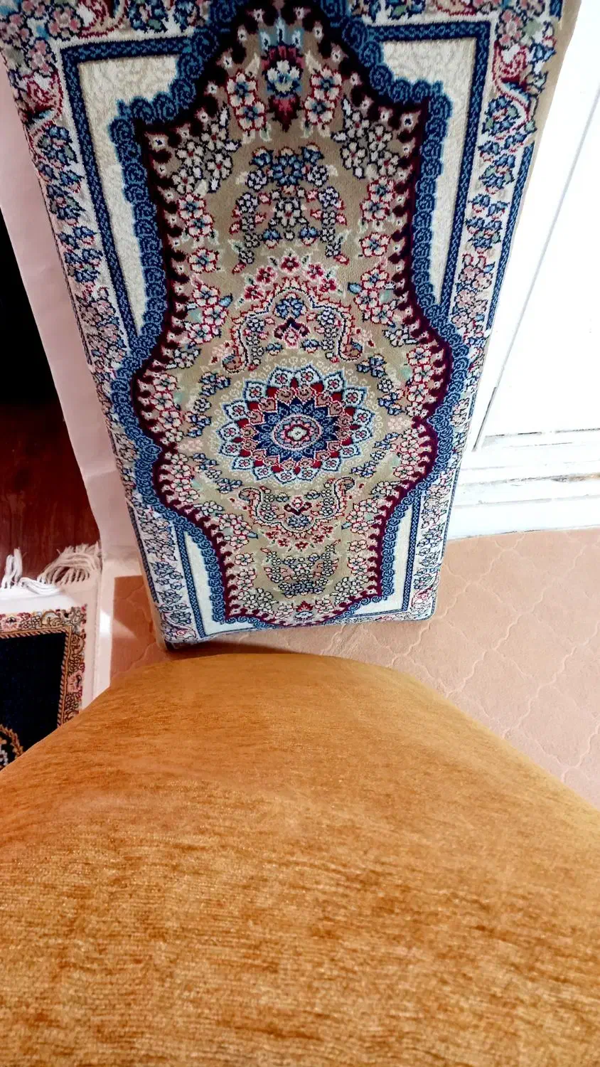 پشتی درحد نوتمام نخ جنس عالی|پشتی|مشهد, ایثارگران|دیوار