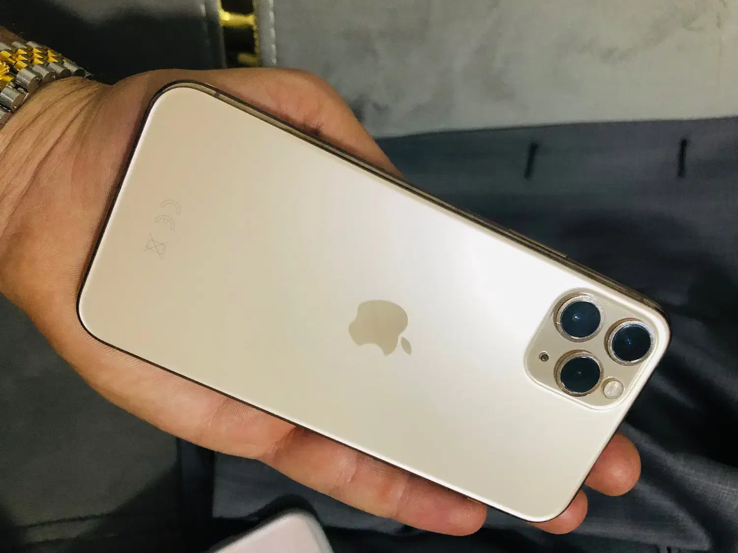 iPhone 11pro|موبایل|سلماس, |دیوار