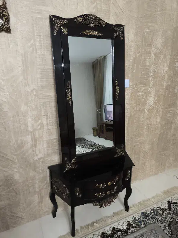 آیینه شمعدان|مبلمان خانگی و میز عسلی|مشهد, امامیه (شهرک غرب)|دیوار