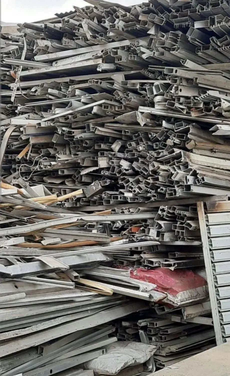 فروش خریدار ضایعات در تمام نقاط تهران و کرج|عمدهفروشی|فردیس, قریشی|دیوار