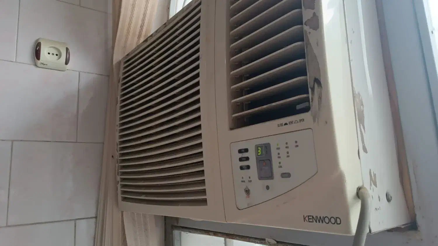 تعمیرات و سرویس کولر گازی پنجره ای|خدمات پیشه و مهارت|آستارا, |دیوار