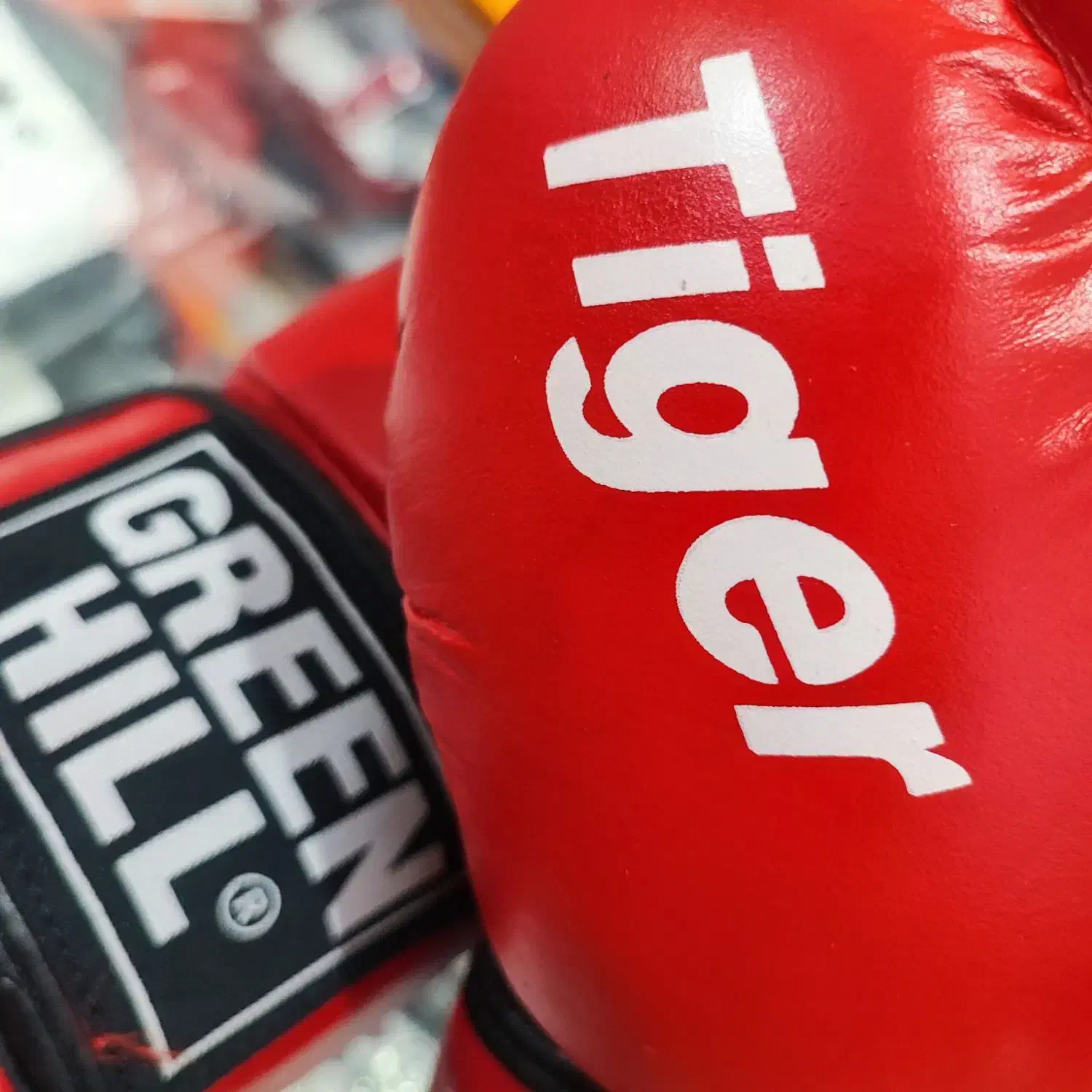 انواع دستکش بوکس چرم|تجهیزات ورزشی|ایلام, |دیوار