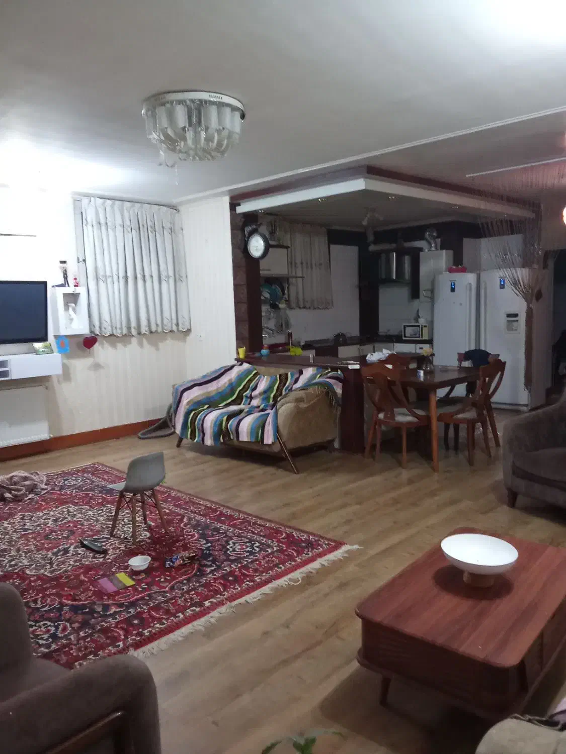 آپارتمان۸۶ متر/ محدوده خیام/دو بر نور/طبقه اول|فروش آپارتمان|بروجن, |دیوار