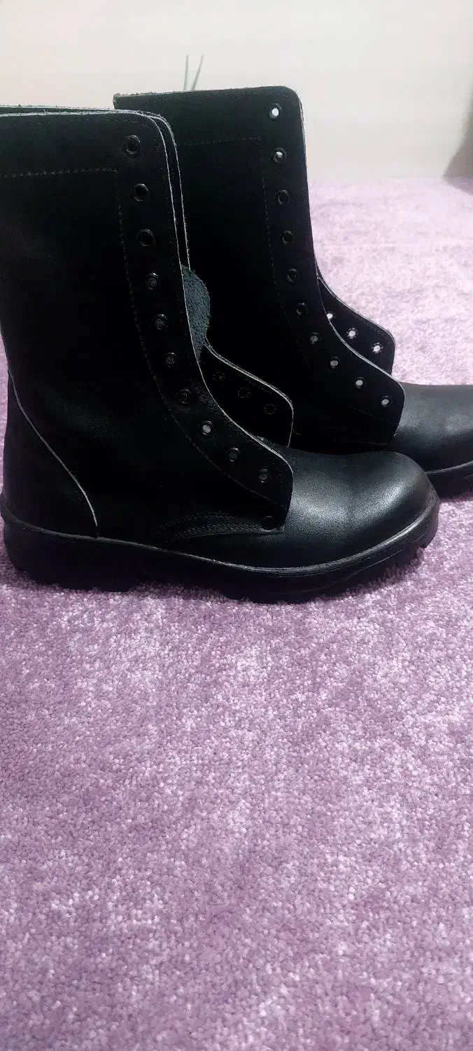 پوتین خاکی و مشکی|کیف، کفش، کمربند|برازجان, |دیوار