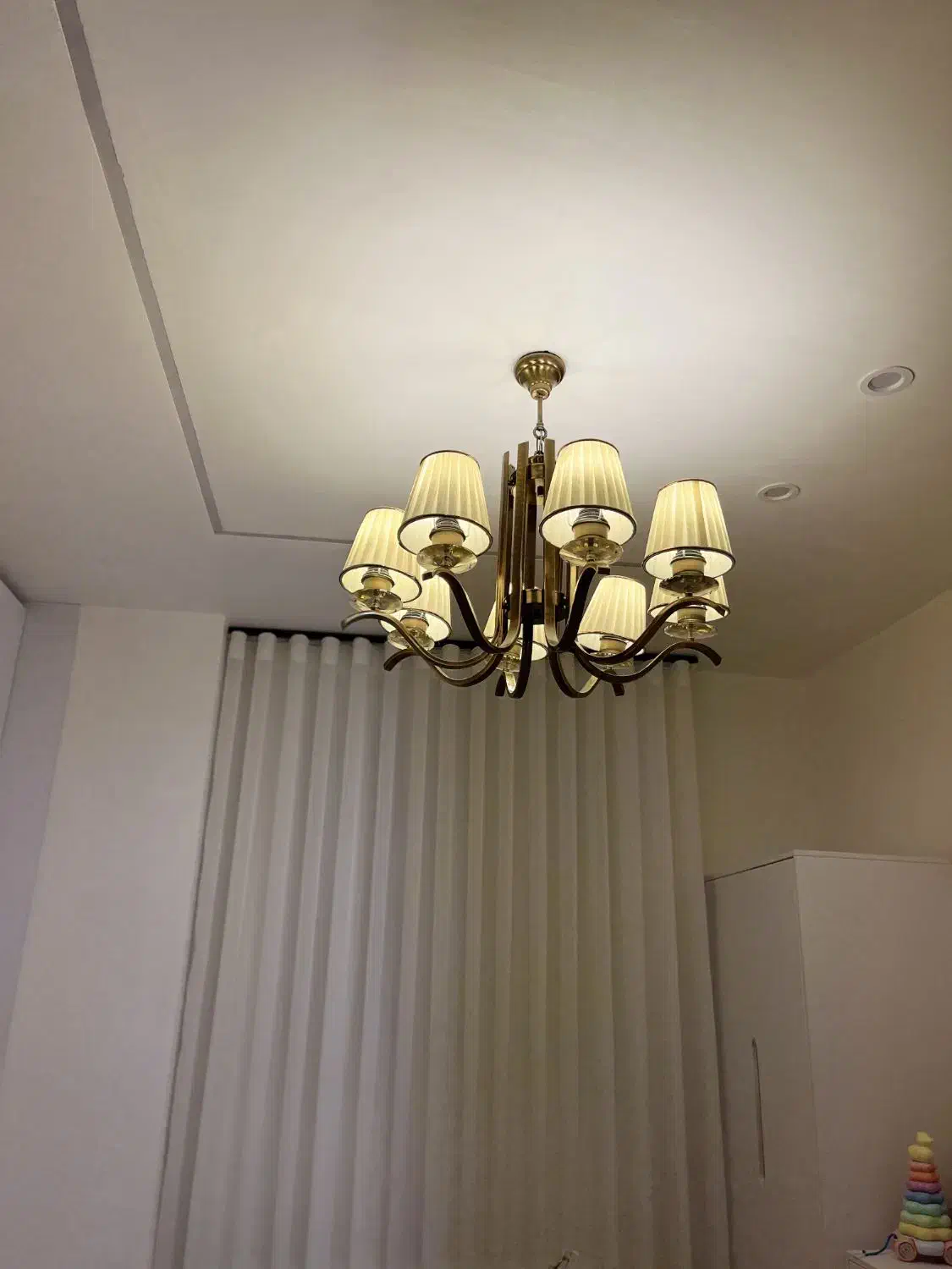 لوستر 8شعله برنز|لوستر و چراغ آویز|شاهرود, |دیوار