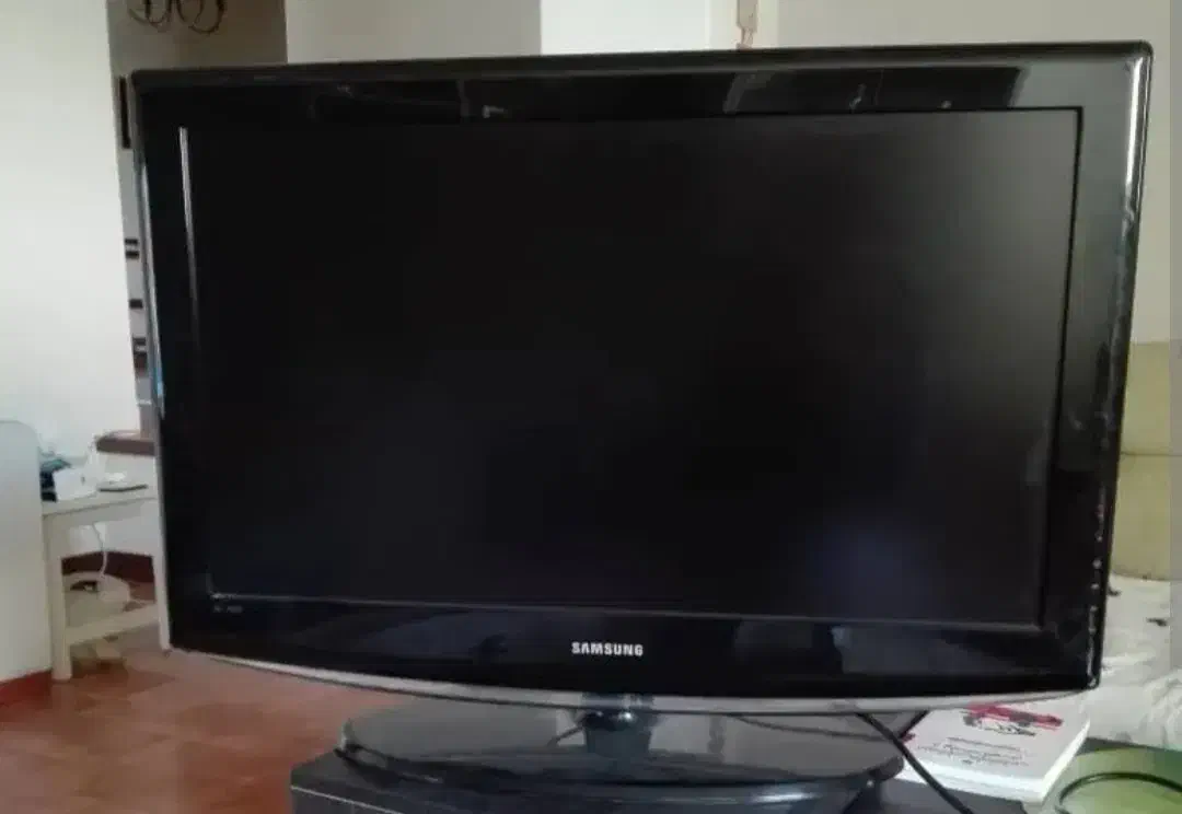 تلویزیون ۳۲ اینچ سامسونگ|تلویزیون و پروژکتور|ساری, |دیوار